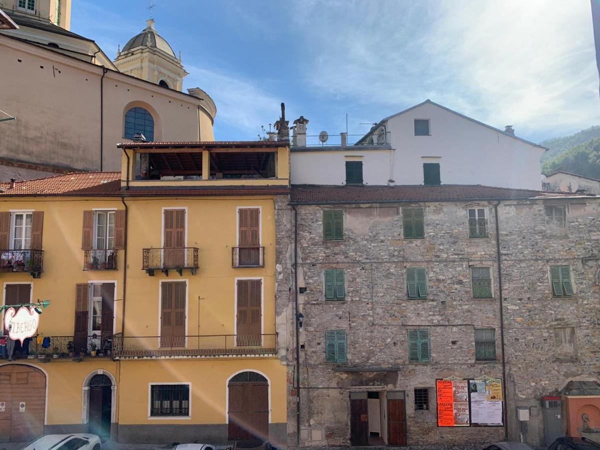 Albergo Dell'Angelo Pieve di Teco Exterior photo